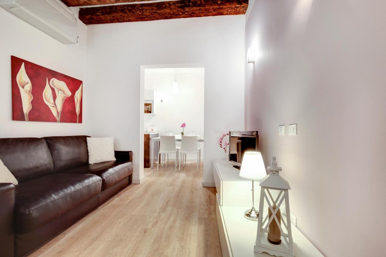 Botteri Palace Apartments By Wonderful Italy เวนิส ภายนอก รูปภาพ