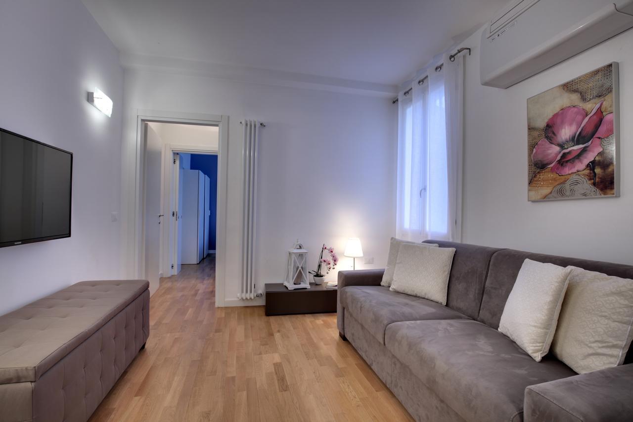 Botteri Palace Apartments By Wonderful Italy เวนิส ภายนอก รูปภาพ